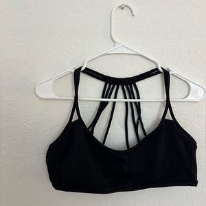 Black lululemon free to be wild sports bra size 12